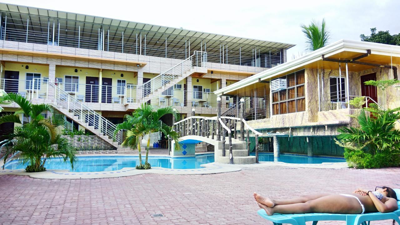 Gingging Hotel And Resort Oslob Exterior photo